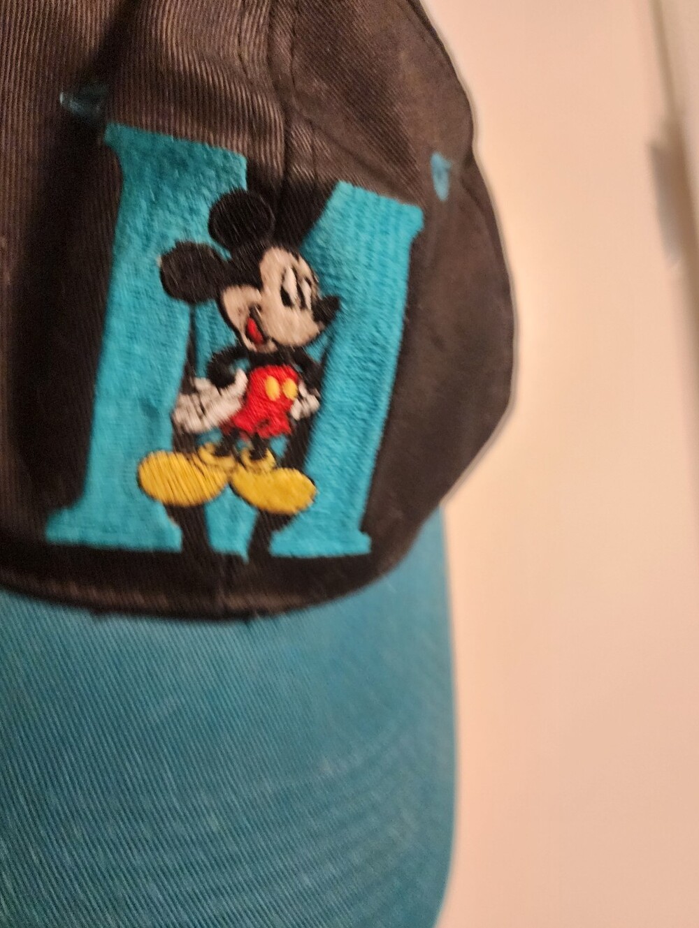 Mickey Mouse Hat - Picture 3 of 8